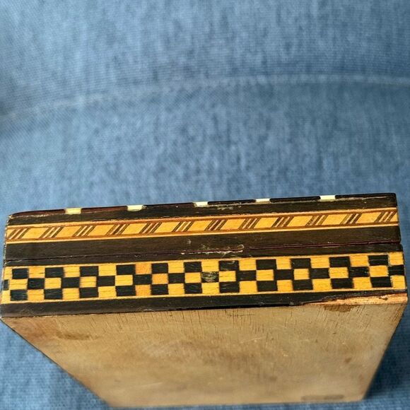 Vintage Turkish/Arabic Marquetry Wooden Trinket/Jewlery Box. Unisex. - Picture 4 of 6